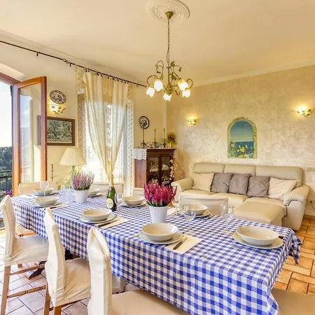 Le Cycas Holiday home *
